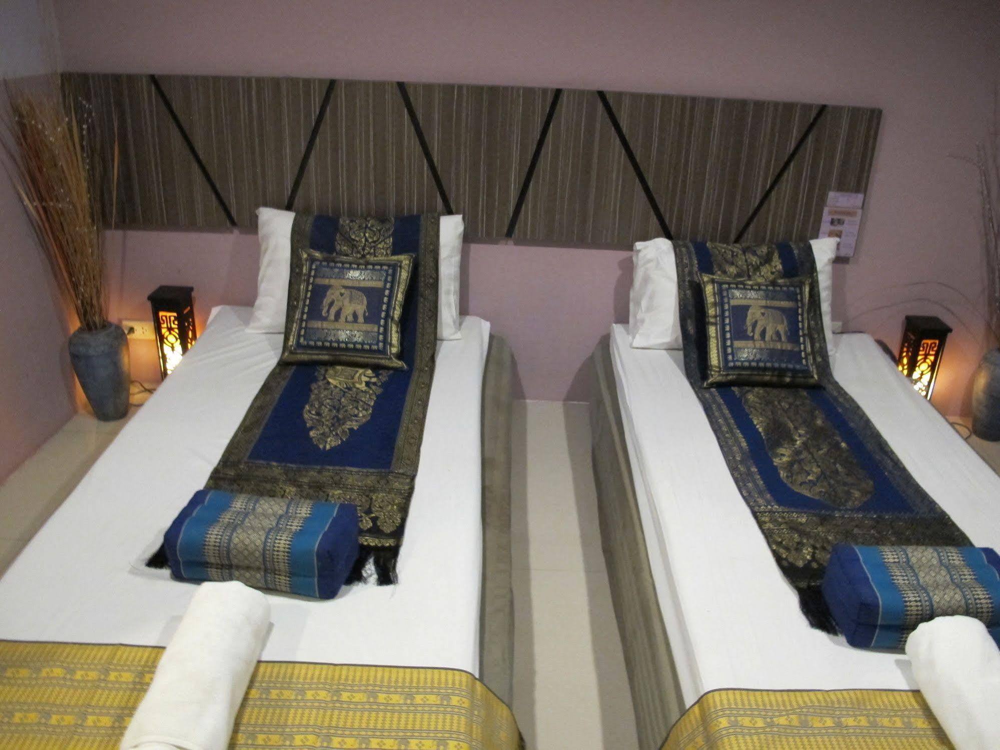 Sunny Residence Bangkok Luaran gambar
